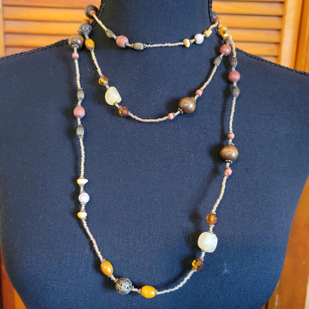 NWT Victorian Collection Beaded Necklace w/Earrings